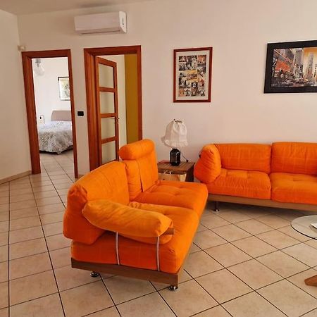 Apartmán Officium Su Piazzetta Turín Exteriér fotografie